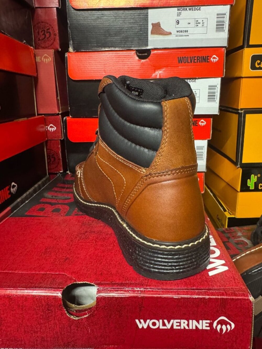 Men's Work Boots Size 9.5 Wide - New in Box